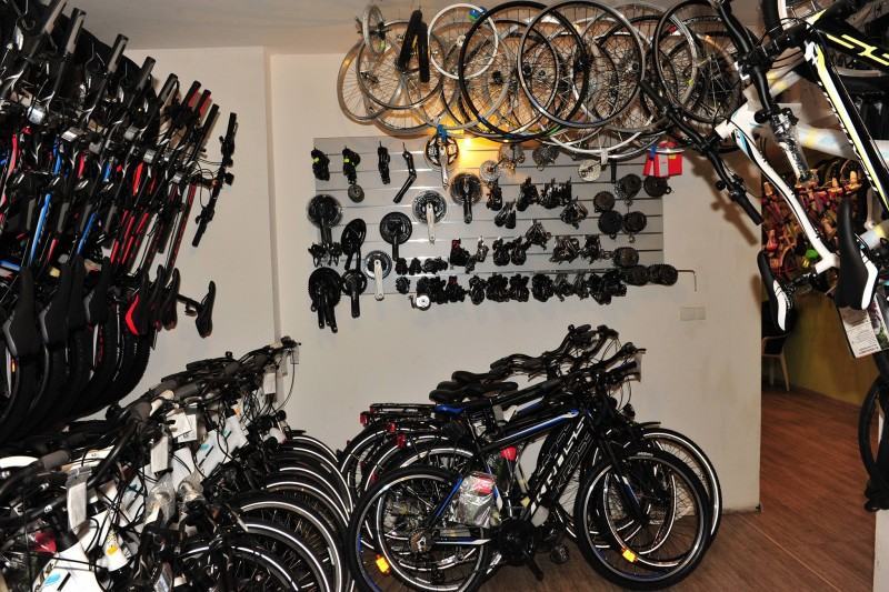 Firmę Sela Bike założyłem w 2000 r. w...