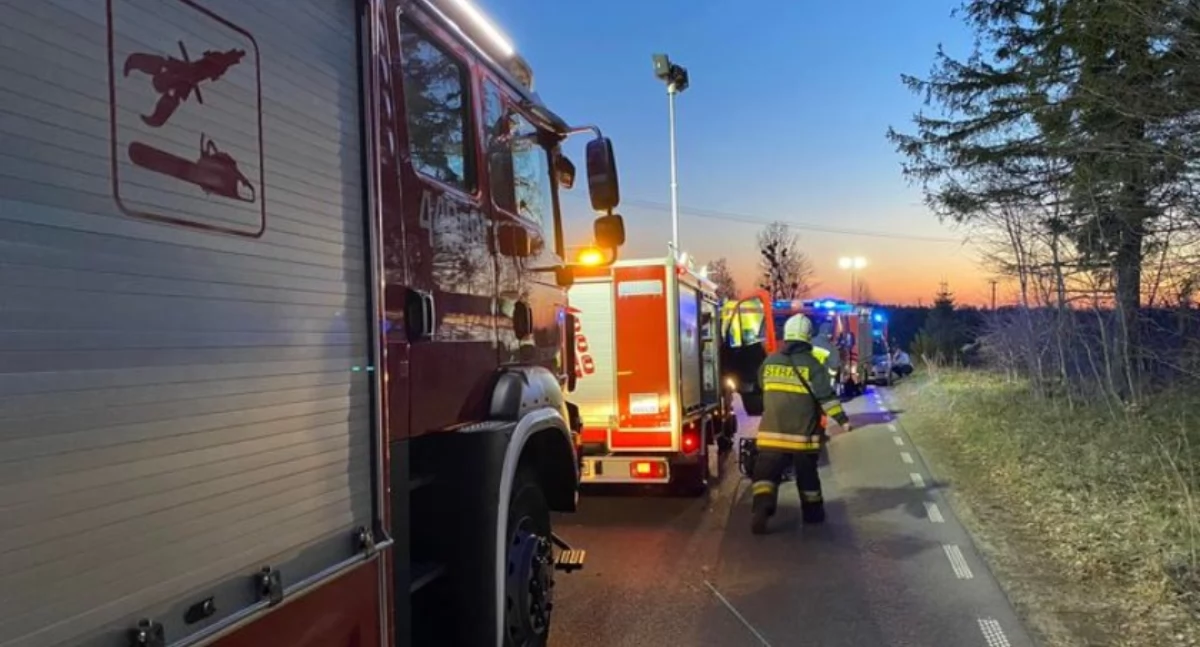 Prokuratura, Tragiczny wypadek Szymbarku oskarżenia kierowcy pasażera - zdjęcie, fotografia