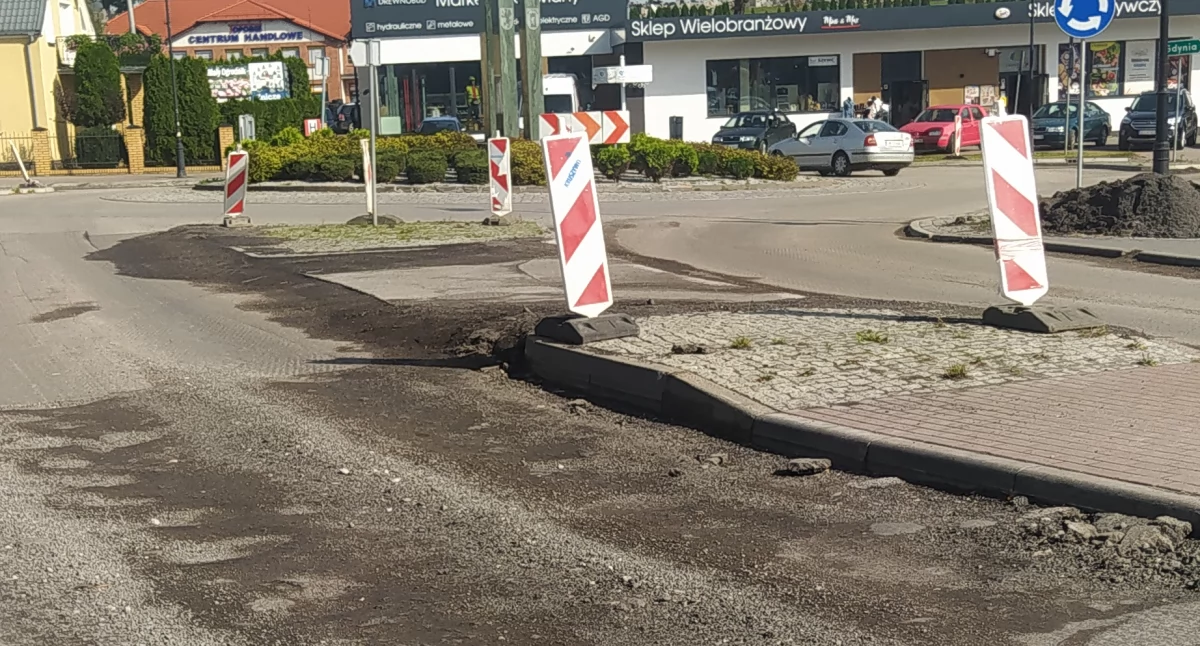 Transport, Remont drogi Przodkowie budzi kontrowersje Zarząd Dróg Wojewódzkich - zdjęcie, fotografia