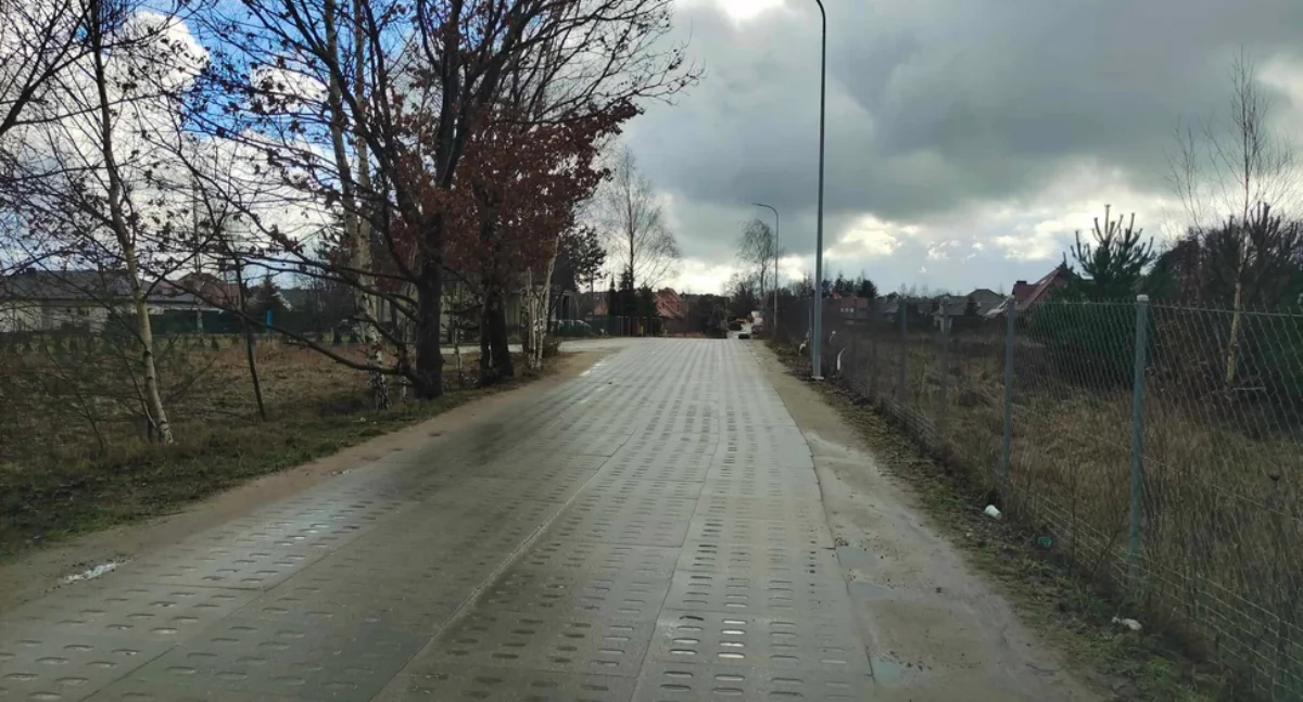 Transport, Utrudnienia ulicy Rewerenda Chwaszczynie Prace potrwają października - zdjęcie, fotografia