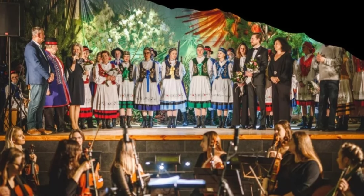 Kaszubszczyzna, Chmielno Premiera Małego Oratorium Kaszubskiego - zdjęcie, fotografia