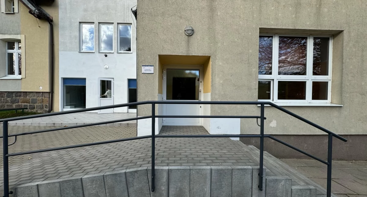 Szkoły podstawowe, Szkoła Podstawowa Prokowie zwiększyła dostępność wszystkich mieszkańców! - zdjęcie, fotografia