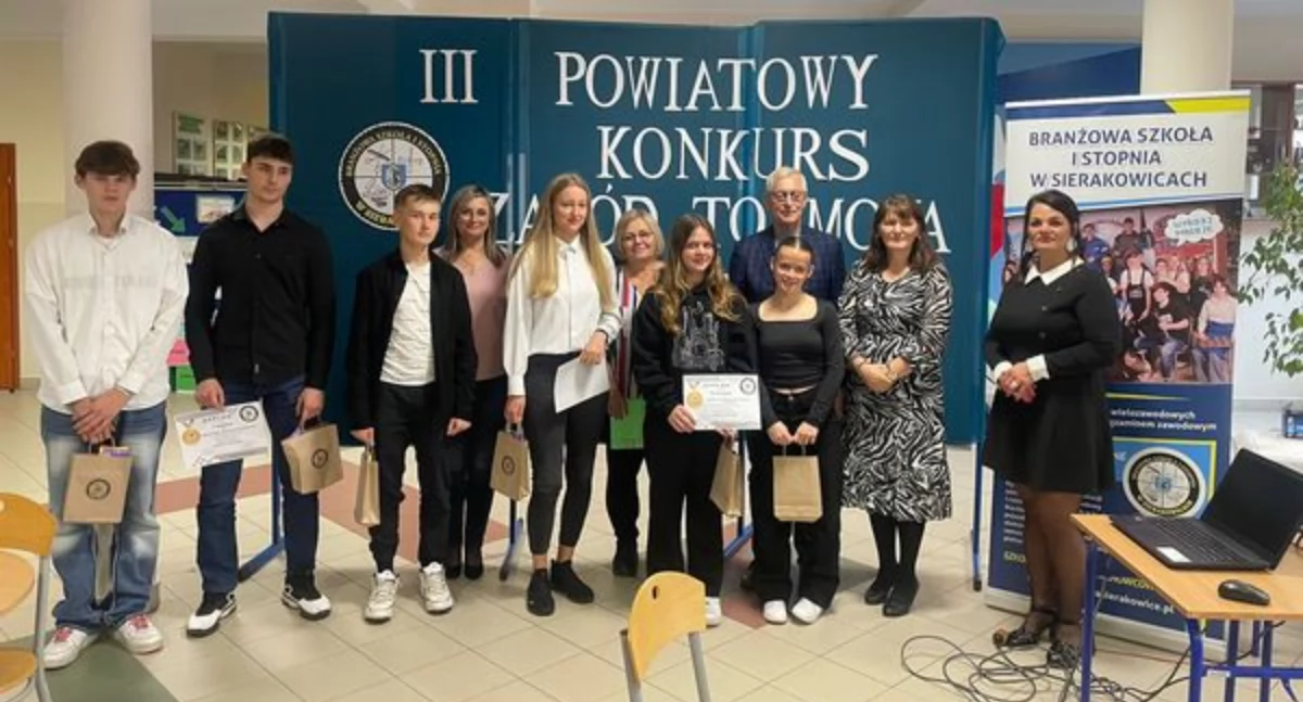 Szkoły średnie, Powiatowy Konkurs uczniów szkół branżowych powiatu kartuskiego zmagania nauka integracja - zdjęcie, fotografia