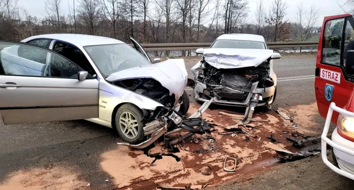 Wypadki, Puzdrowo Zderzenie osoby szpitalu Sprawca wpływem alkoholu - zdjęcie, fotografia
