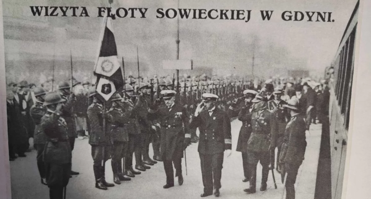 Historia, Sowiecka wojenna Eskadra Floty Bałtyckiej Gdyni oficerowie marynarze Pomorzu Kaszubach Kartuzach - zdjęcie, fotografia