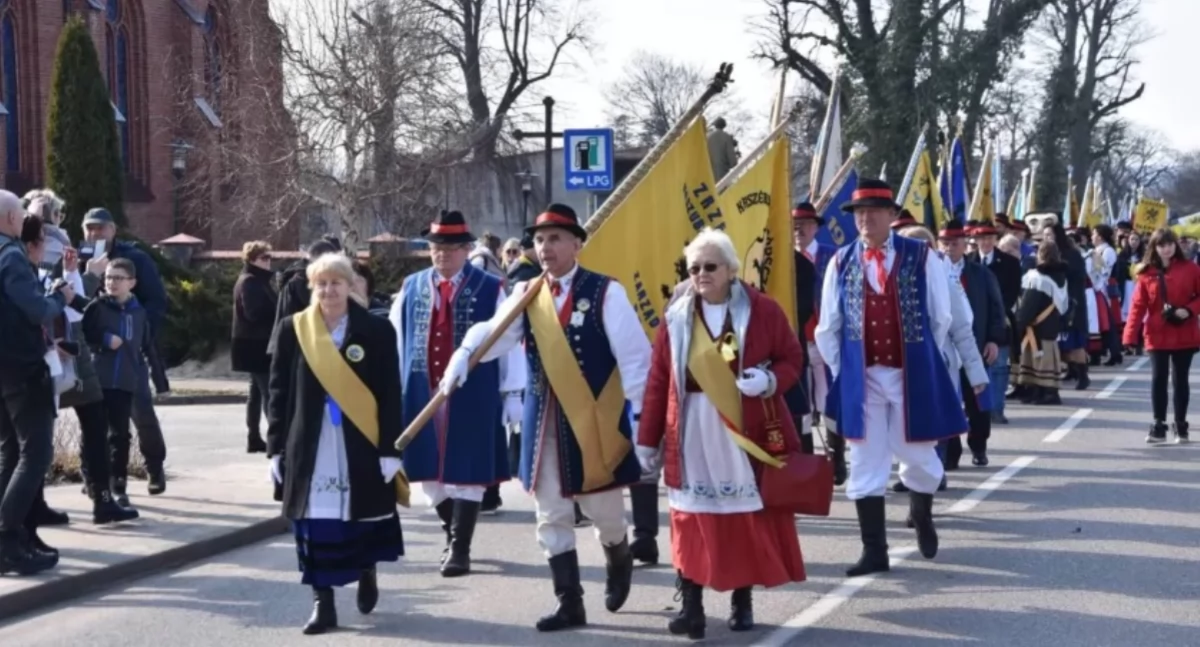 Kaszubszczyzna, Bolszewo gospodarzem Jedności Kaszubów - zdjęcie, fotografia