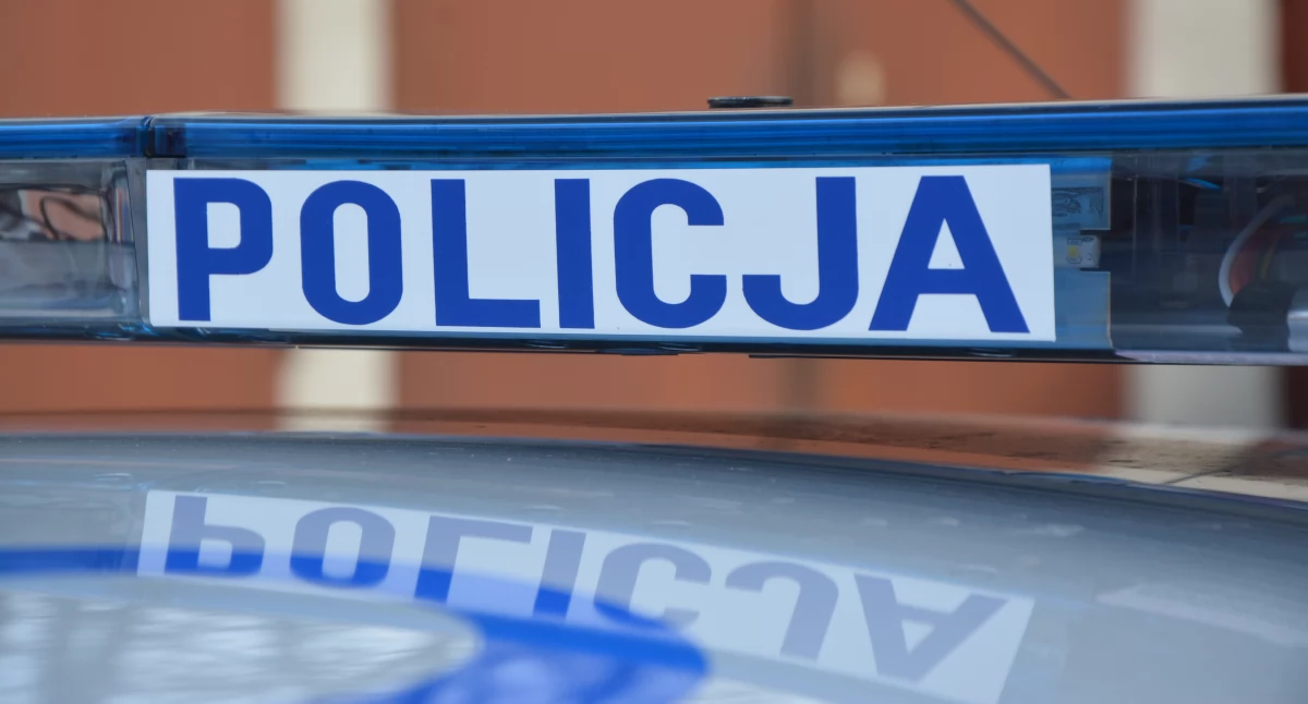 Kronika policyjna, Kartuscy policjanci zatrzymali kierowcę wpływem amfetaminy grozi więzienia - zdjęcie, fotografia