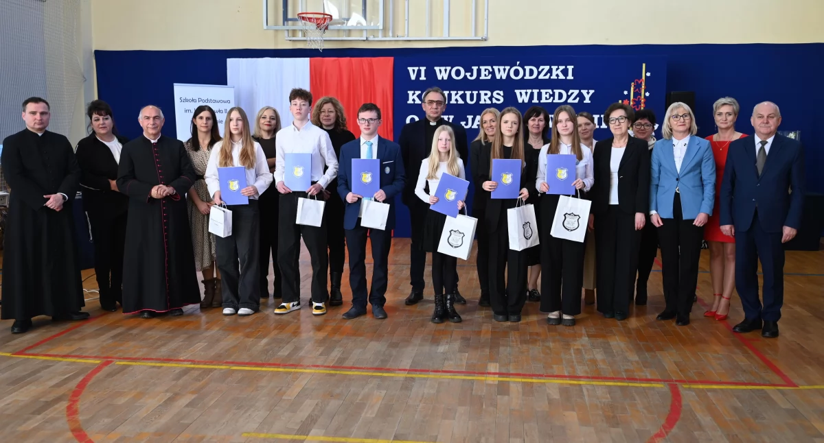 Szkoły podstawowe, Wojewódzki Konkurs Wiedzy Janie Pawle Gowidlinie - zdjęcie, fotografia
