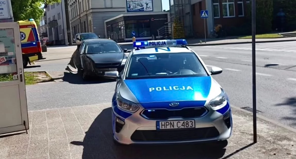 Wypadki, Rowerzystka potrącona pasach Kartuzach Trafiła szpitala - zdjęcie, fotografia
