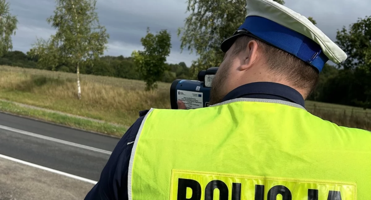 Kronika policyjna, Uciekał przed policją miał powodu grozi więzienia - zdjęcie, fotografia
