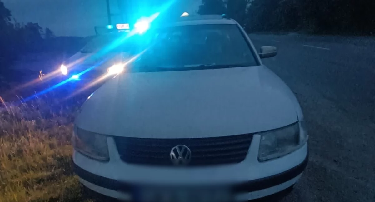 Kronika policyjna, świateł obowiązkowego wyposażenia badań technicznych dopiero początek… - zdjęcie, fotografia