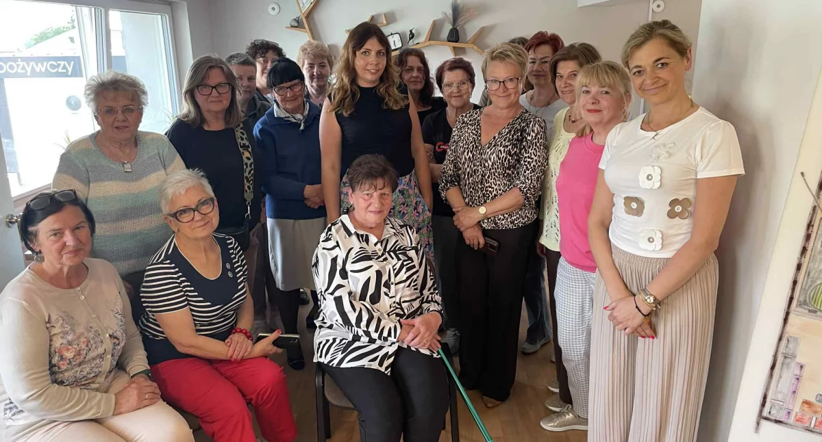 Literatura i sztuka, Literatura która porusza Magdalena Majcher gościem biblioteki Przodkowie - zdjęcie, fotografia