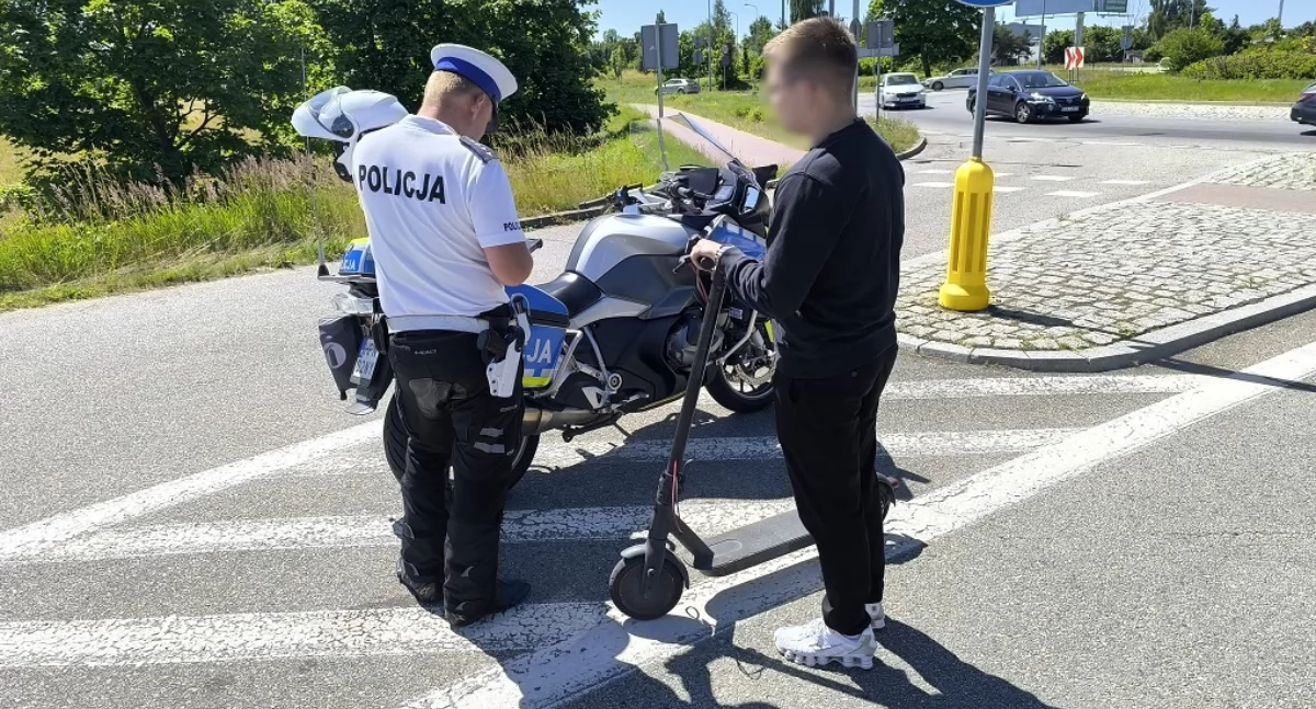 Kronika policyjna, Hulajnogi elektryczne lupą policji Ponad wykroczeń jeden dzień - zdjęcie, fotografia