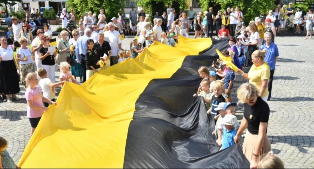 Kaszubszczyzna, Święto Flagi Kaszubskiej Kartuzach - zdjęcie, fotografia