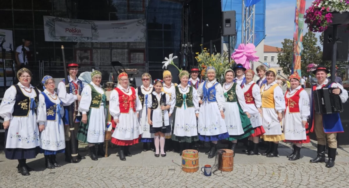 Kaszubszczyzna, Folklor Chwaszczyna Suwalszczyźnie Zespół Chwaszczyna targach Polska Smakuje - zdjęcie, fotografia