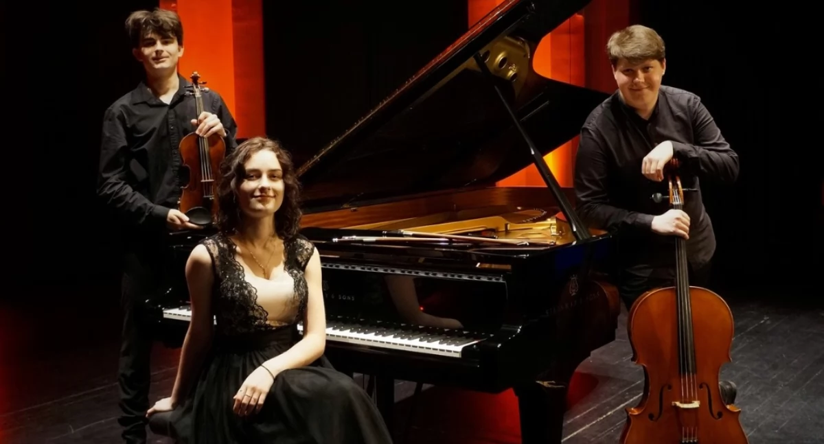 Zapowiedzi, Koncert Rompero Piano młodzi mistrzowie scenie Kartuskiego Centrum Kultury - zdjęcie, fotografia