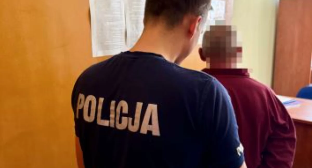 Kronika policyjna, Rzucał policjantów butelkami podczas zatrzymania jednego uderzył pięścią twarz latek areszcie - zdjęcie, fotografia