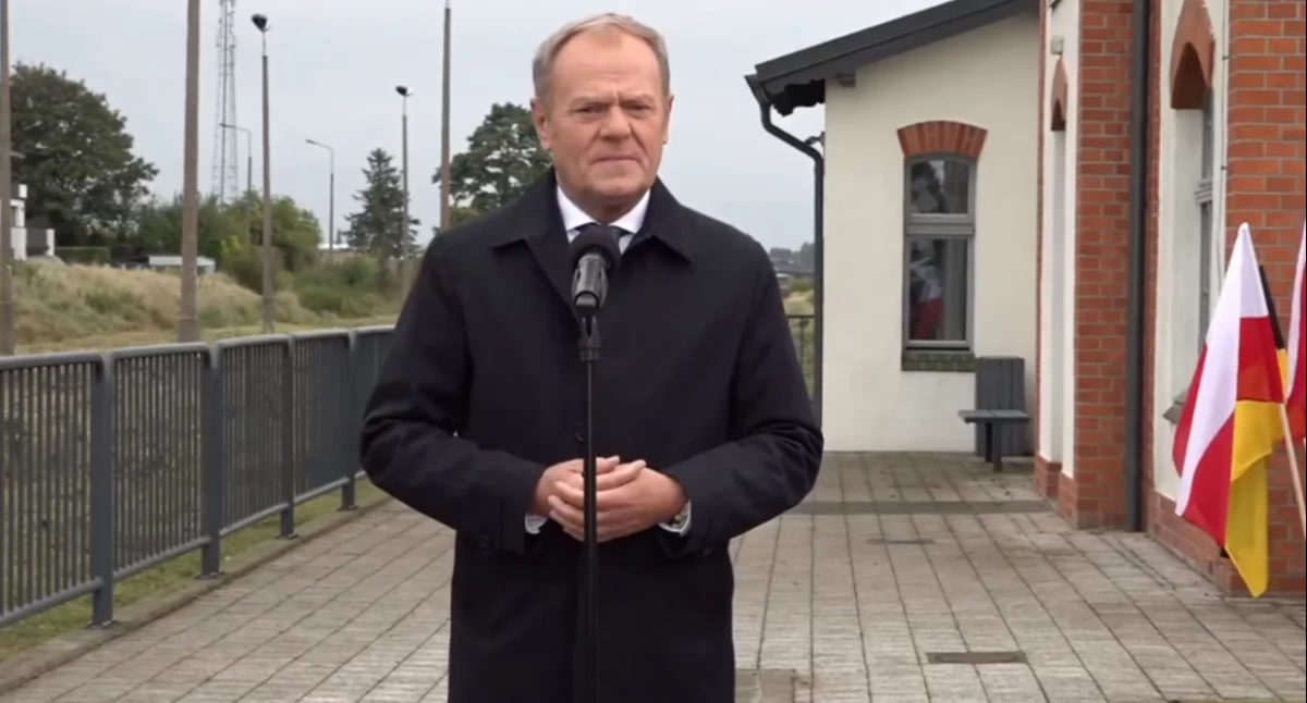 Inwestycje, Premier Sierakowicach pół ruszy pociąg Sierakowic - zdjęcie, fotografia