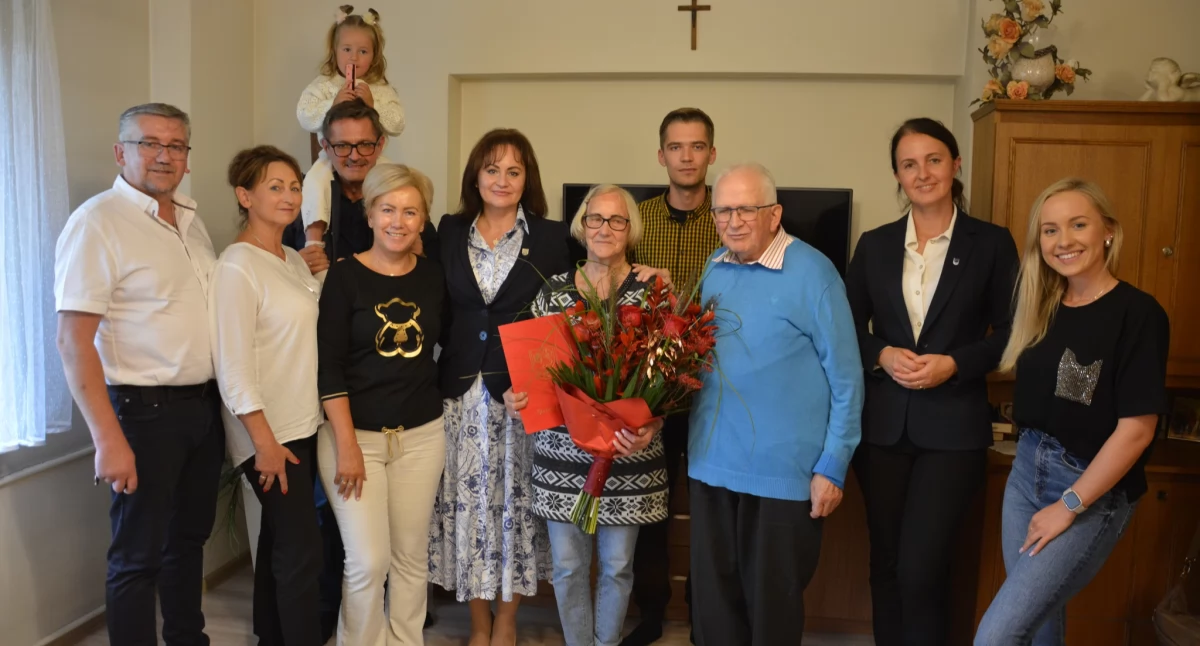 Seniorzy, Diamentowe Żukowie Państwo Zemkowie świętują małżeństwa - zdjęcie, fotografia