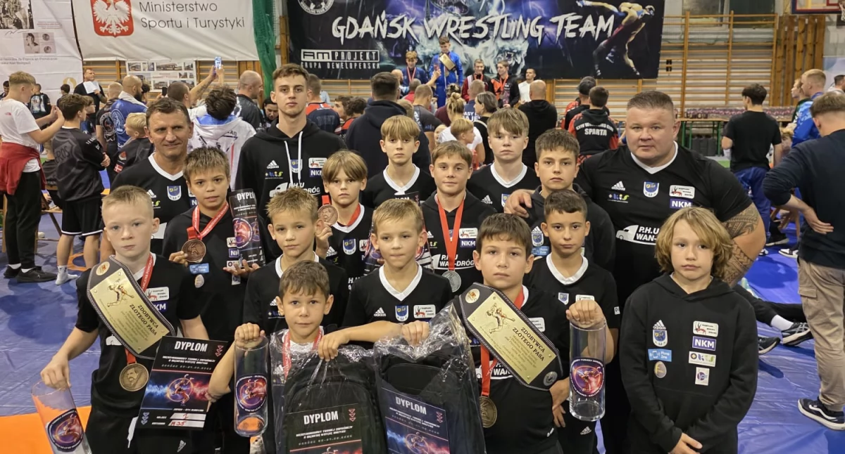 Sporty walki, Zapaśnicy Żukowa sukcesami Błękitnej Wstędze Bałtyku - zdjęcie, fotografia