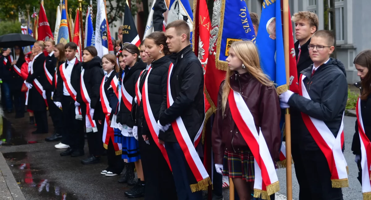 Uroczystości patriotyczne, hołdzie Brunonowi Uroczystości sercu Kartuz - zdjęcie, fotografia