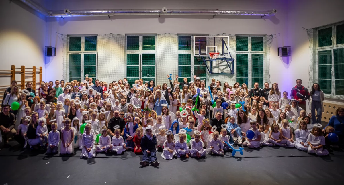 Zapowiedzi, Wszystkich Świętych kartuskim Katoliku - zdjęcie, fotografia