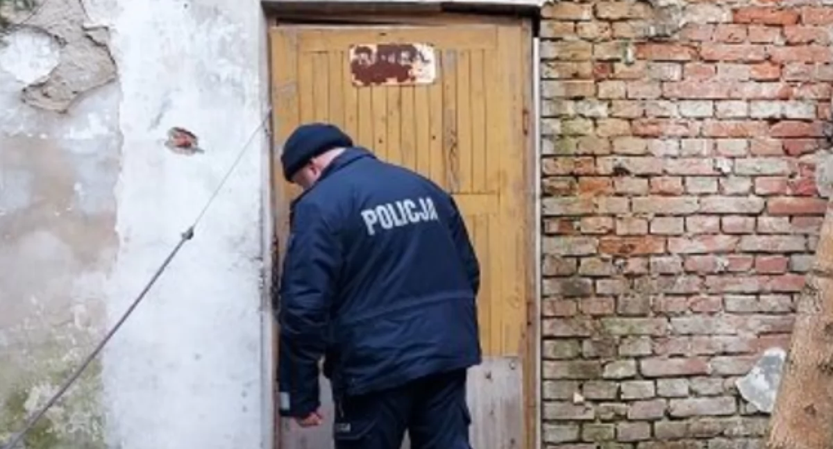 Policja, Trudny bezdomnych policja apeluje czujność reagowanie - zdjęcie, fotografia