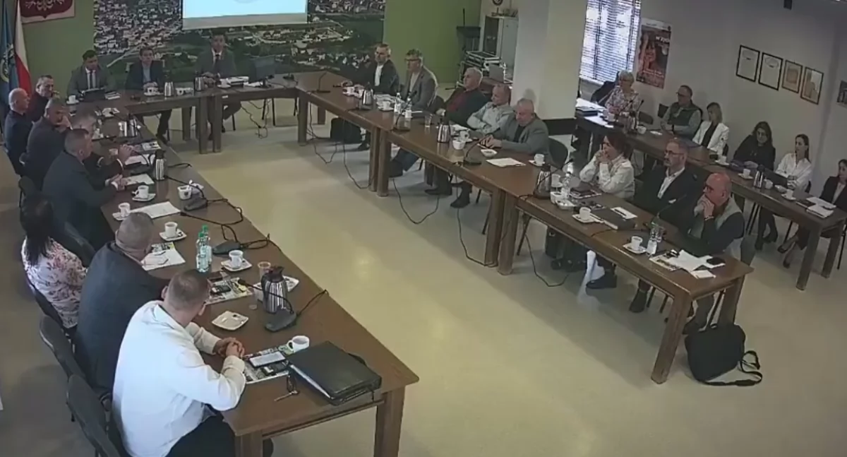 Wieści z samorządów, Sierakowice referendum Radni ignorują wolę obywateli - zdjęcie, fotografia