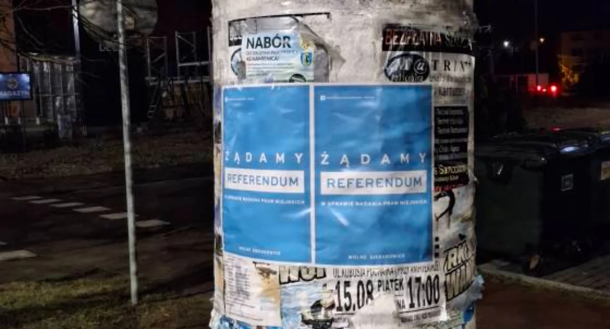 Interwencje, Sierakowice oddolny protest rośnie siłę Mieszkańcy domagają referendum sprawie nadania miejskich - zdjęcie, fotografia