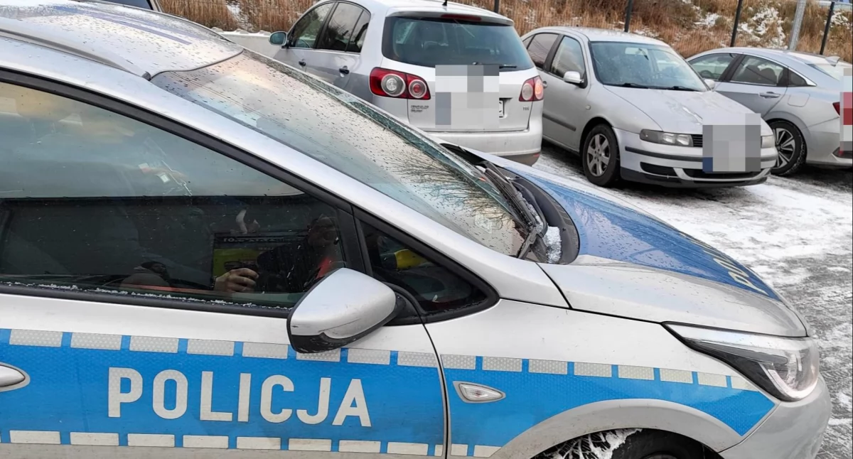 Kronika policyjna, Sierakowice Blisko promil alkoholu jazda autem zakupy - zdjęcie, fotografia