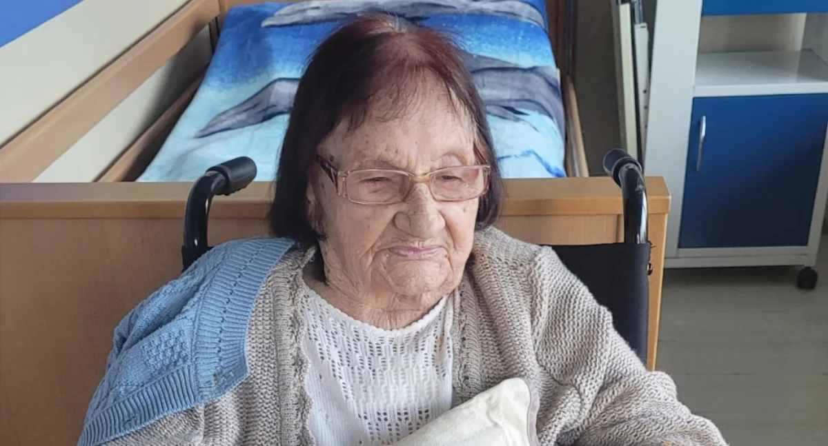 Seniorzy, Najstarsza mieszkanka gminy Żukowo Agnieszka lata! - zdjęcie, fotografia