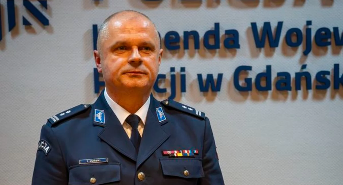 Policja, Były komendant Kartuz awansował Tomasz Juński zastępcą komendanta wojewódzkiego policji - zdjęcie, fotografia