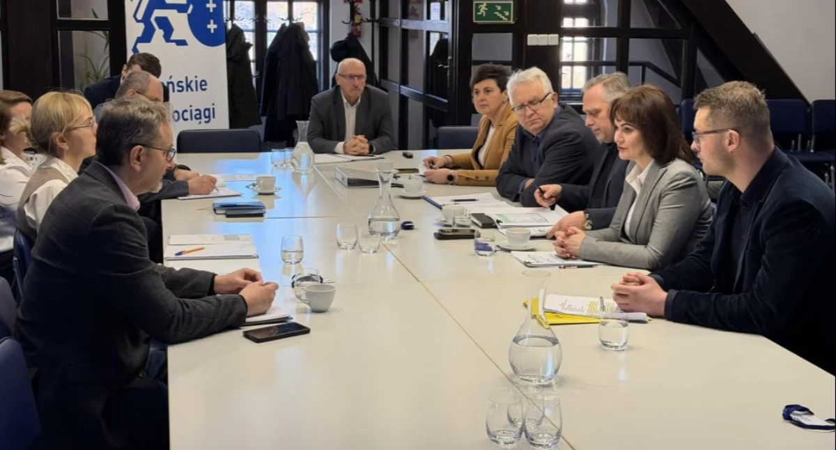 Tu mieszkamy, Spotkanie sprawie ścieków gminie Żukowo stronę nowoczesnej infrastruktury - zdjęcie, fotografia