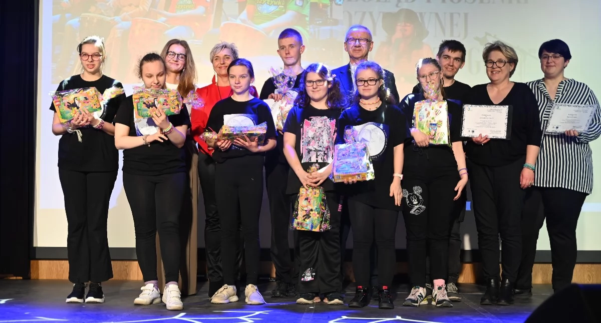 Rozmaitości, Muzyka radość integracja Przegląd Piosenki Pozytywnej „Co duszy gra” Żukowie - zdjęcie, fotografia