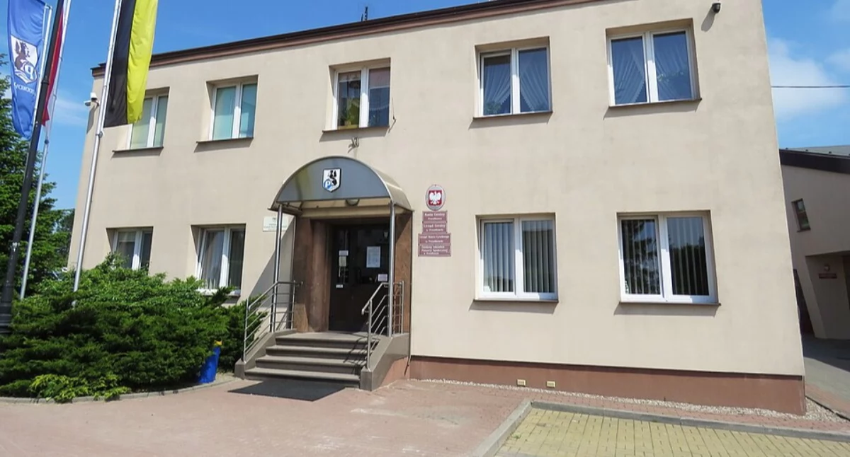 Wieści z samorządów, Przodkowo ogólny zniknął sieci Urząd tłumaczy tylko procedury - zdjęcie, fotografia