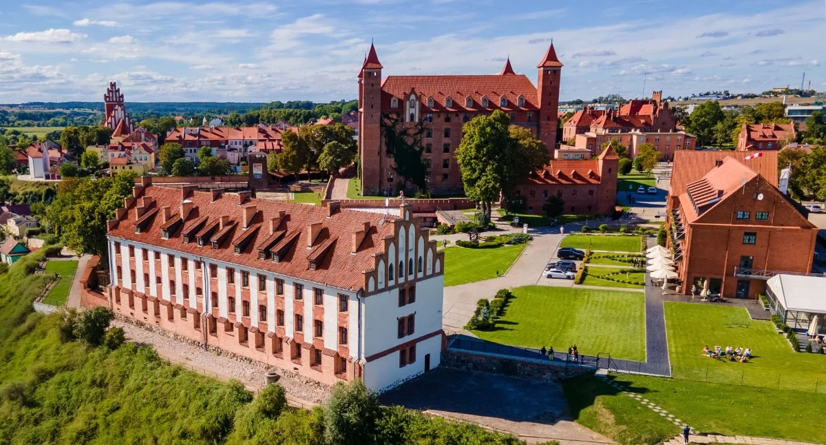 Turystyka, Gdzie jednodniową wycieczkę Kartuz Szlakiem pomorskich warowni rezydencji - zdjęcie, fotografia