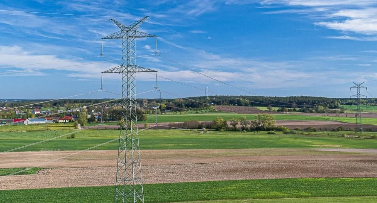 Inwestycje, wariant przebiegu linii związanej elektrownią jądrową - zdjęcie, fotografia