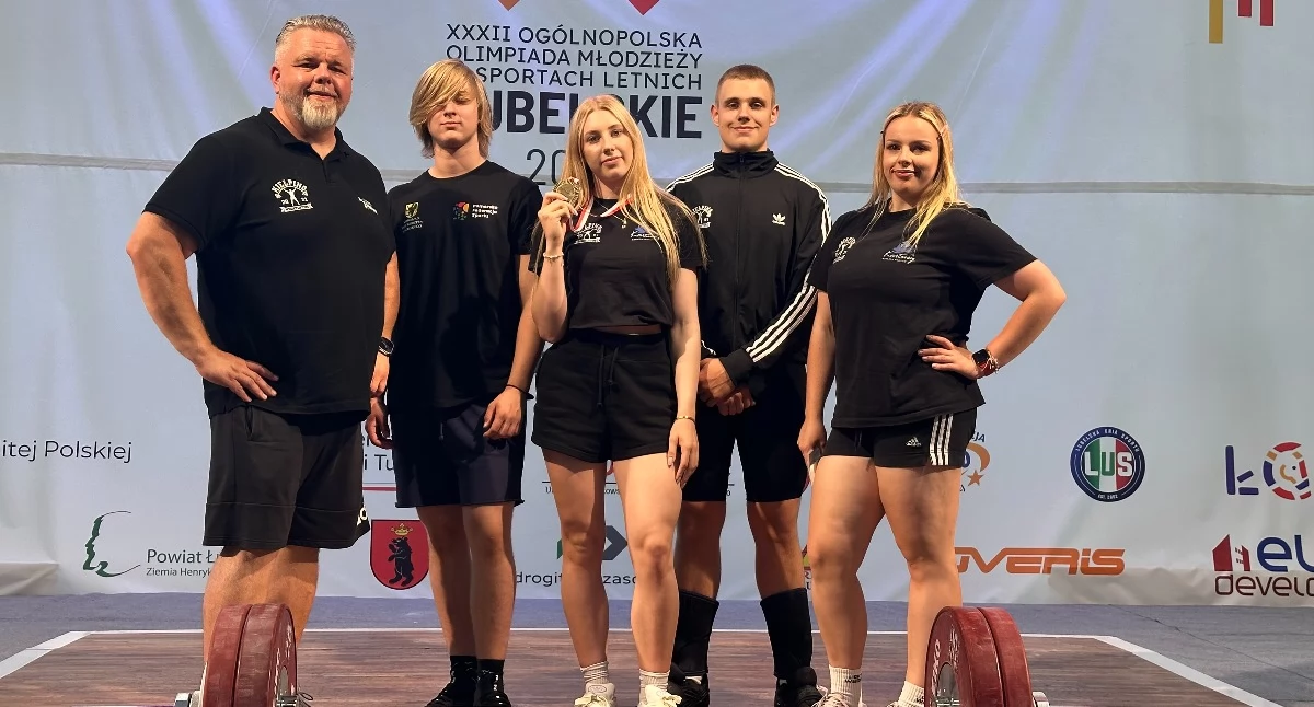 Sporty walki, Złoto Aleksandry Miłosz Weightlifting Kiełpino wśród najlepszych klubów Polsce - zdjęcie, fotografia