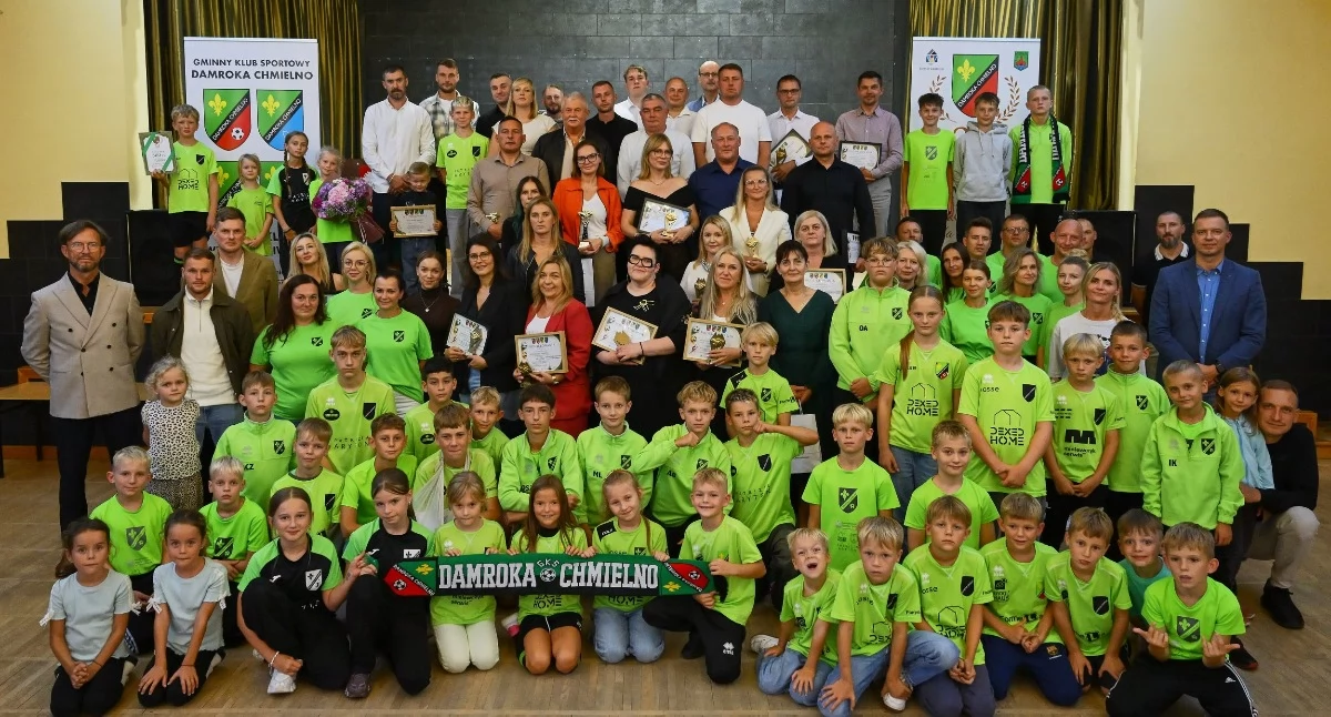 Ludzie i pasje, Damroka Chmielno świętowała lecie Jubileusz połączył pokolenia - zdjęcie, fotografia