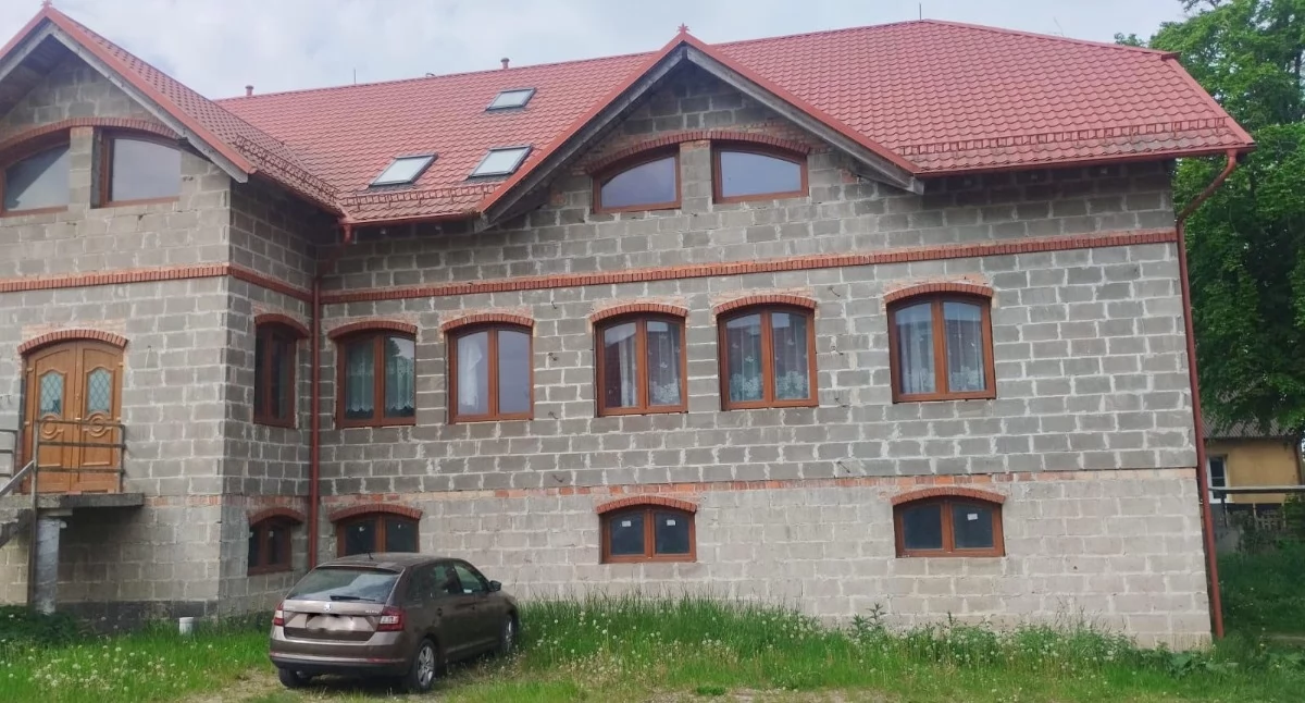 Inwestycje, Gmina przeznaczy projekt przebudowy budynku szkołę Miszewie - zdjęcie, fotografia