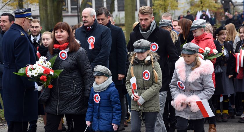 Uroczystości patriotyczne, Kartuzach świętowano rocznicę odzyskania niepodległości - zdjęcie, fotografia