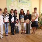 Absolwentki przodkowskiego gimnazjum z Różą Rzeszewicz i Elżbietą Klawikowską /fot....