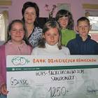 Od lewej: Klaudia Szymerowska, Mariola Machola (kierownik), Iwona Luksenburg, Justyna i...