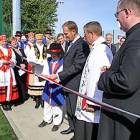 Symboliczne przecięcie wstęgi /fot. Longina Templin