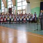 Życzenia składa minister Katarzyna Hall /fot. Longina Templin