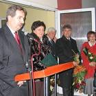 Od lewej: poseł Stanisław Lamczyk, burmistrz Mirosława Lehman, marszałek Jan Kozłowski...