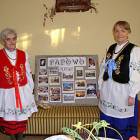 Urszula Bladowska (z lewej) i Małgorzata Rabek - członkinie KGW w Pępowie /fot. Longina...