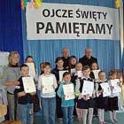 Zdjęcie zbiorowe uczestników testu i konkursu plastycznego /fot. nadesłane