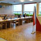 Głosowanie w Urzędzie Gminy w Kartuzach /fot. MP