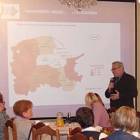 Podczas konferencji wystąpił Tadeusz Adamejtis, dyrektor Wojewódzkiego Urzędu Pracy w...